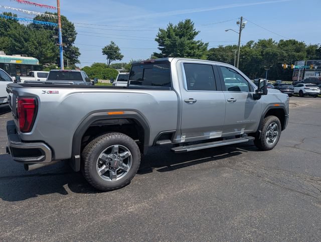 New 2026 GMC Sierra 2500 SLE w/ SLE Value Package; AWD/4WD image 8