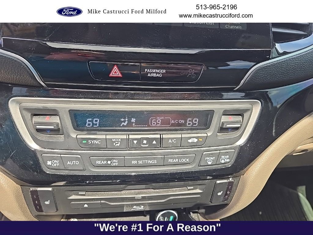 Used 2020 Honda Pilot Touring image 9