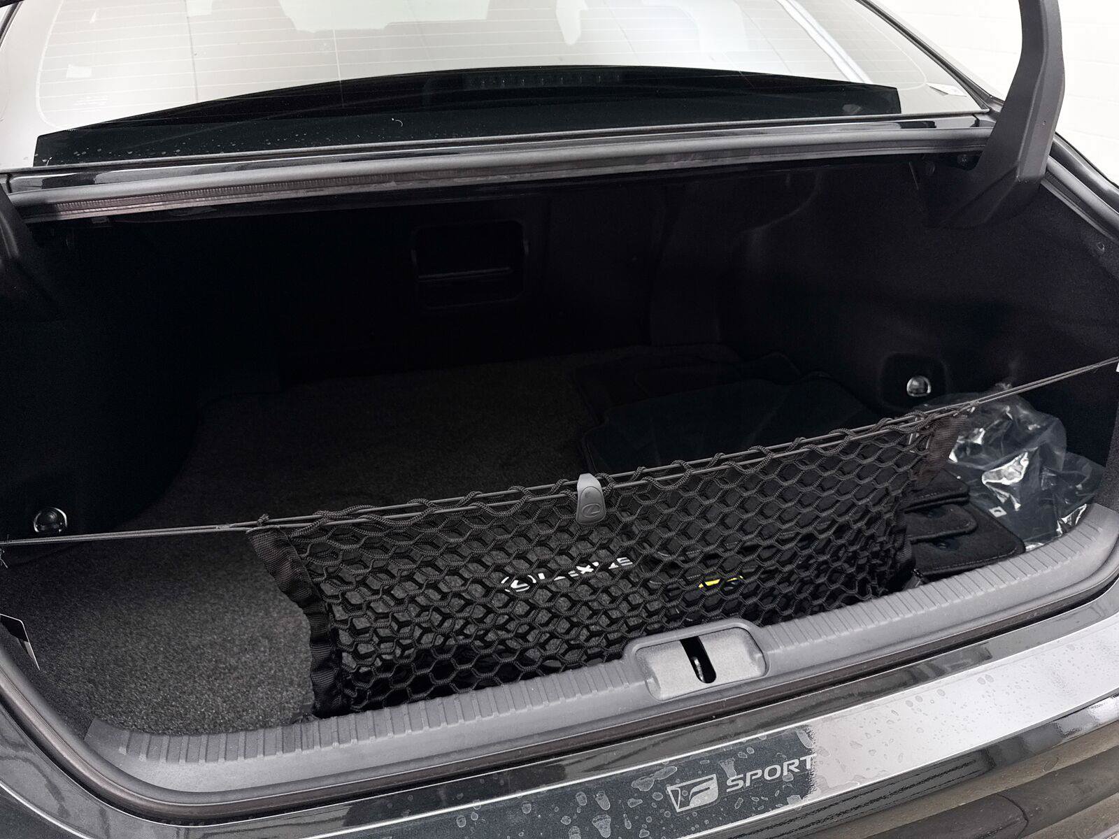 Used 2024 Lexus ES 300h F Sport w/ Accessory Package (Z1) FWD image 33