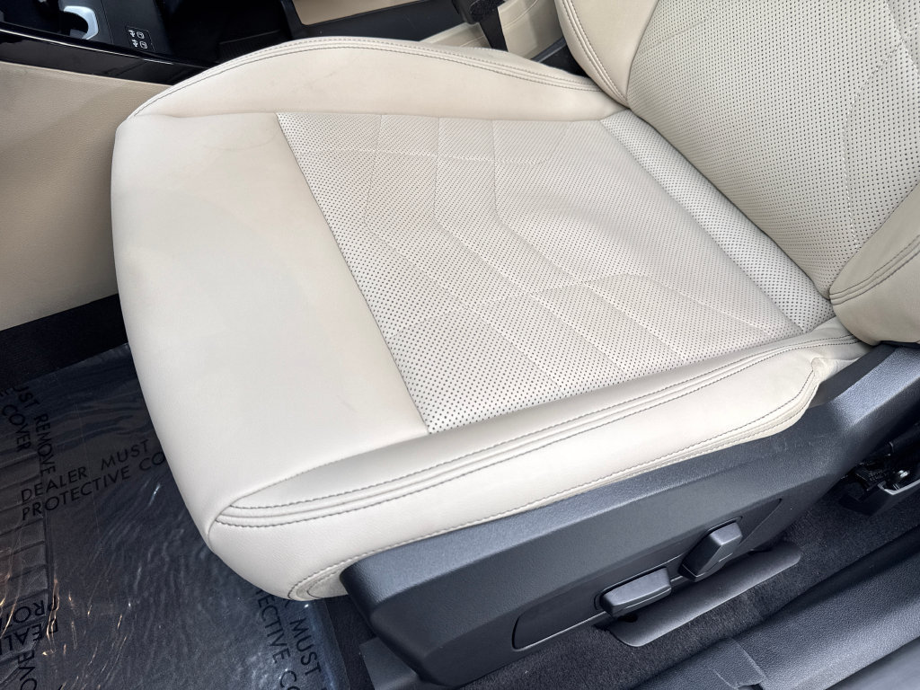 Used 2023 BMW X1 xDrive28i w/ Premium Package AWD/4WD image 30