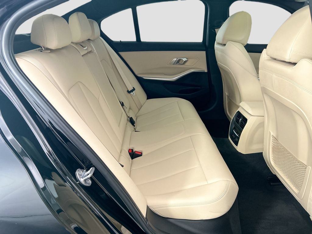 Used 2020 BMW 330i Sedan w/ Driving Assistance Package RWD image 21
