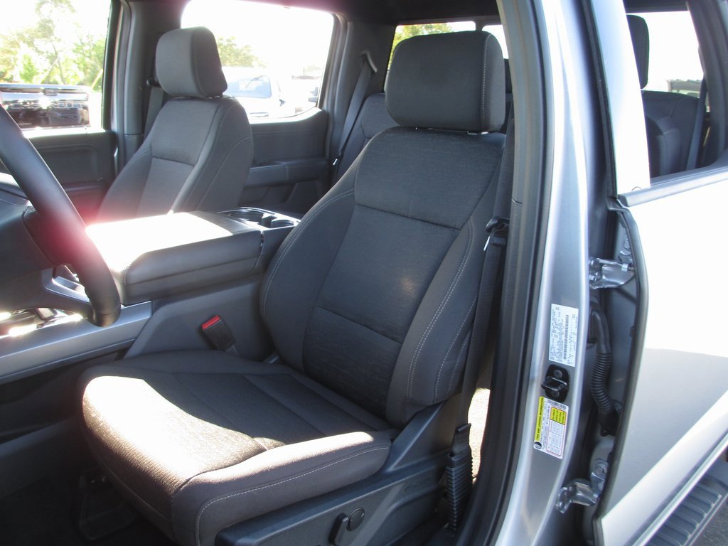 Used 2025 Ford F150 XLT w/ Equipment Group 302A MID image 18