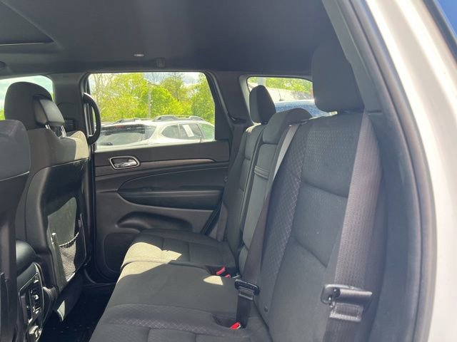 Used 2018 Jeep Grand Cherokee Laredo AWD/4WD image 19