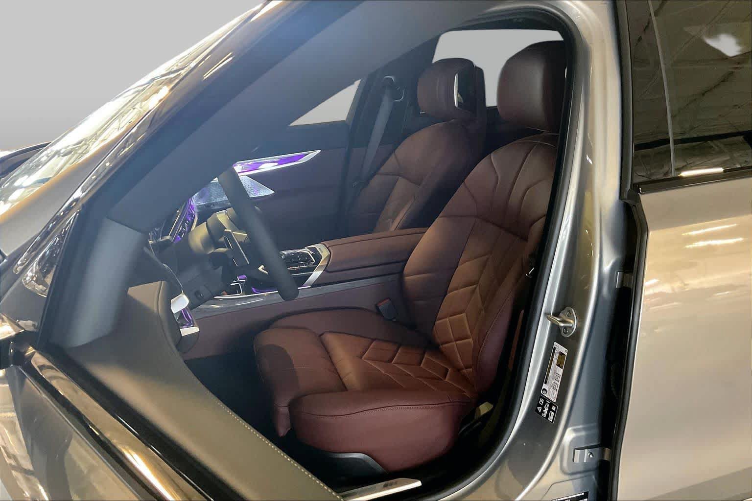 New 2026 BMW 760i xDrive AWD/4WD image 9