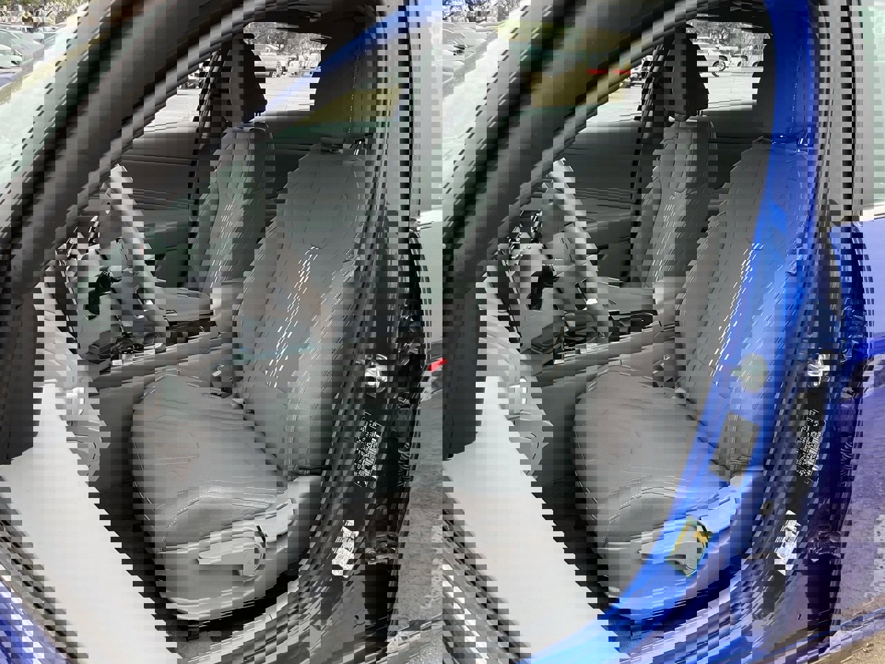 Used 2025 Hyundai Elantra SEL image 14