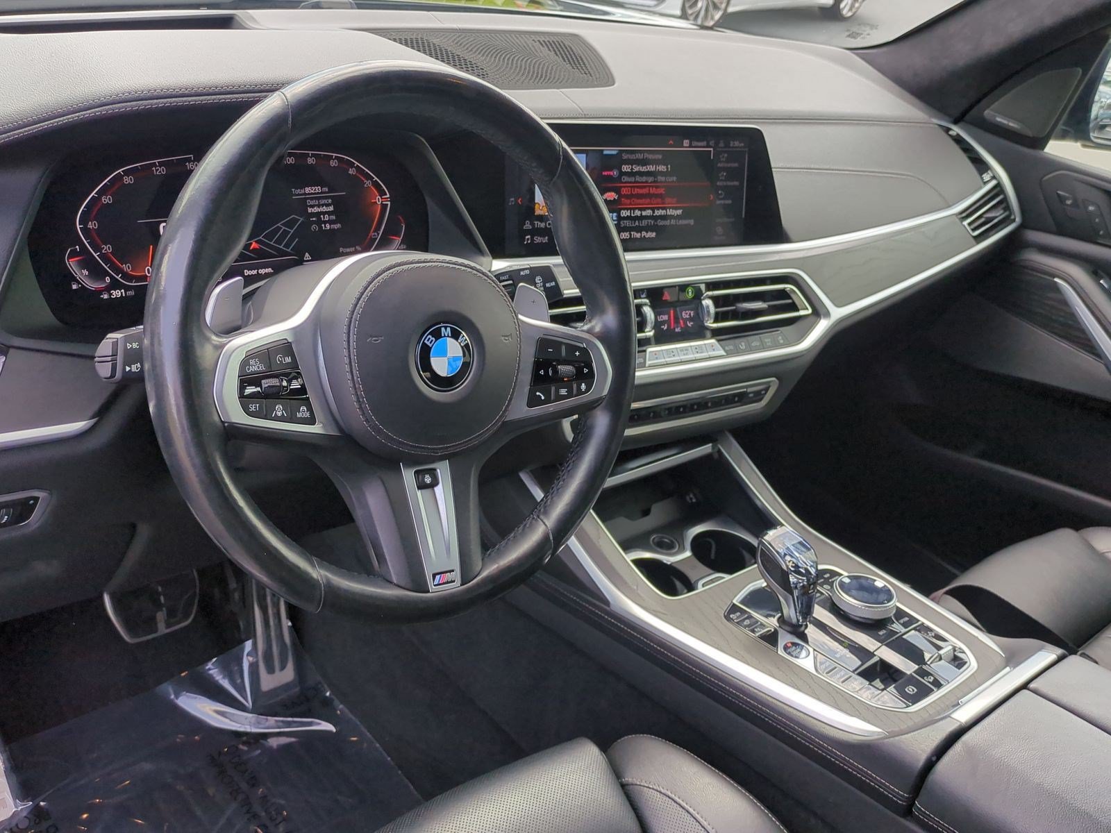 Used 2021 BMW X7 xDrive40i w/ M Sport Package AWD/4WD image 30