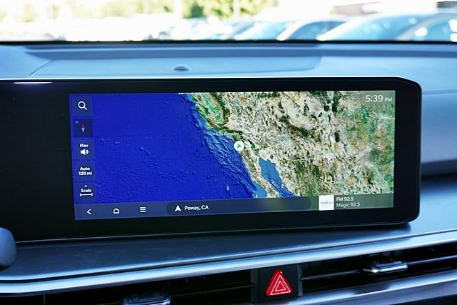 Used 2025 Kia Sorento EX w/ Panoramic Sunroof Package FWD image 30