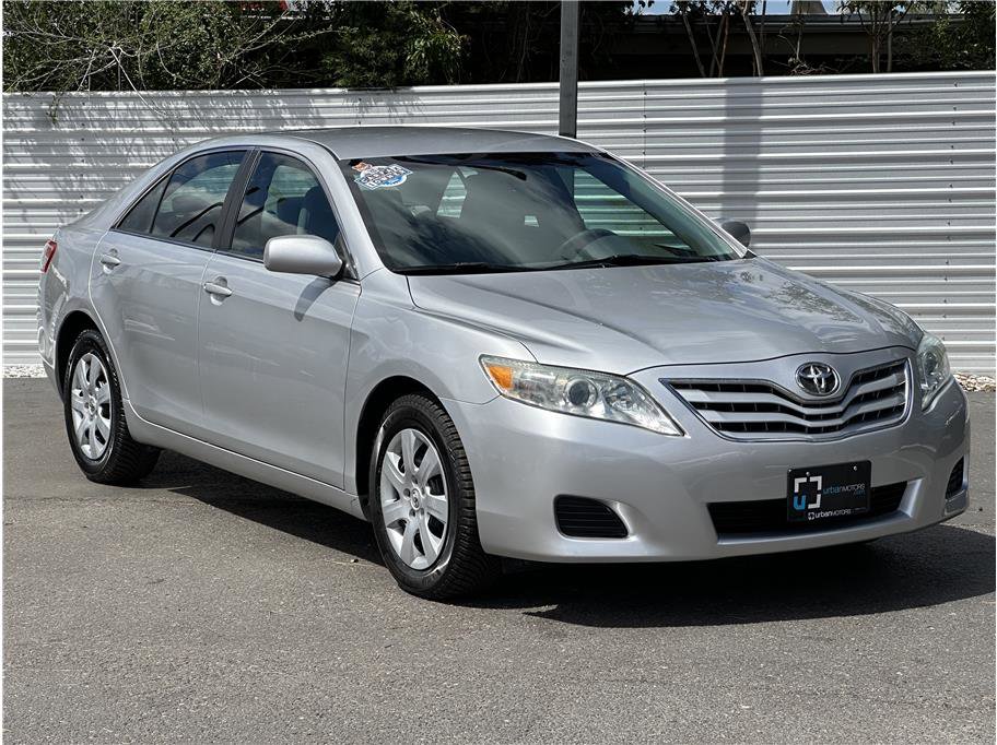 Used 2011 Toyota Camry FWD image 8