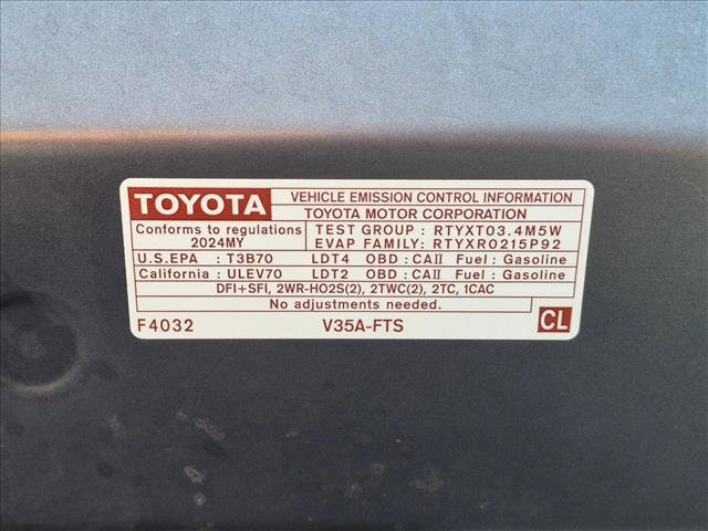 Used 2024 Toyota Tundra Limited AWD/4WD image 24