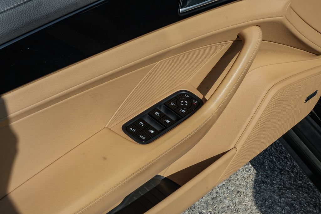 Used 2019 Porsche Panamera 4 AWD/4WD image 47
