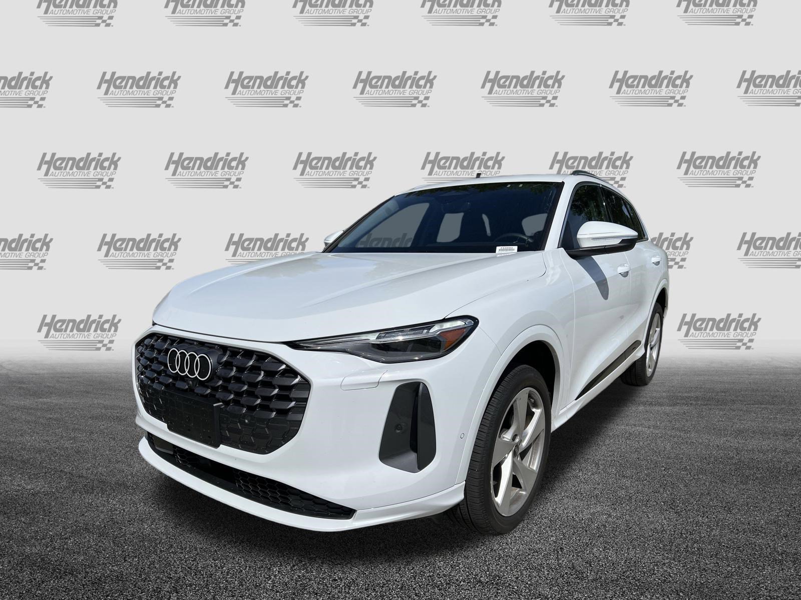 Used 2025 Audi Q5 Premium w/ Premium Plus AWD/4WD image 6