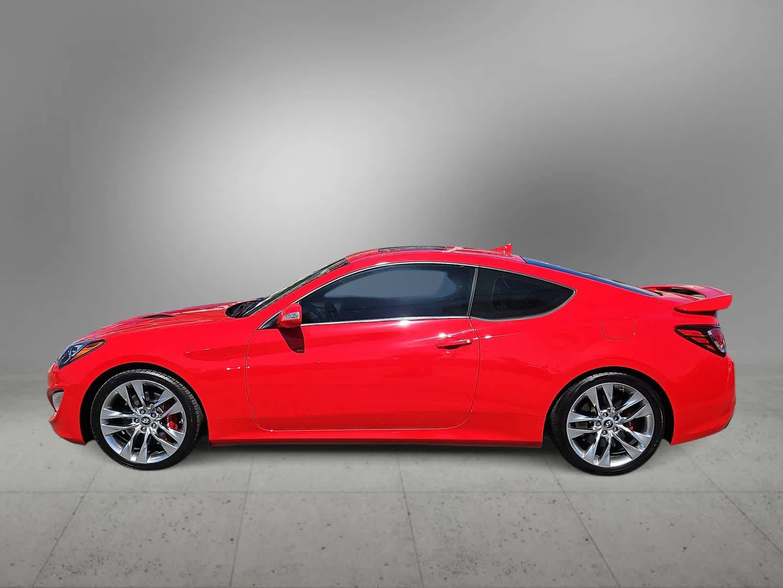 Used 2014 Hyundai Genesis 3.8 image 6