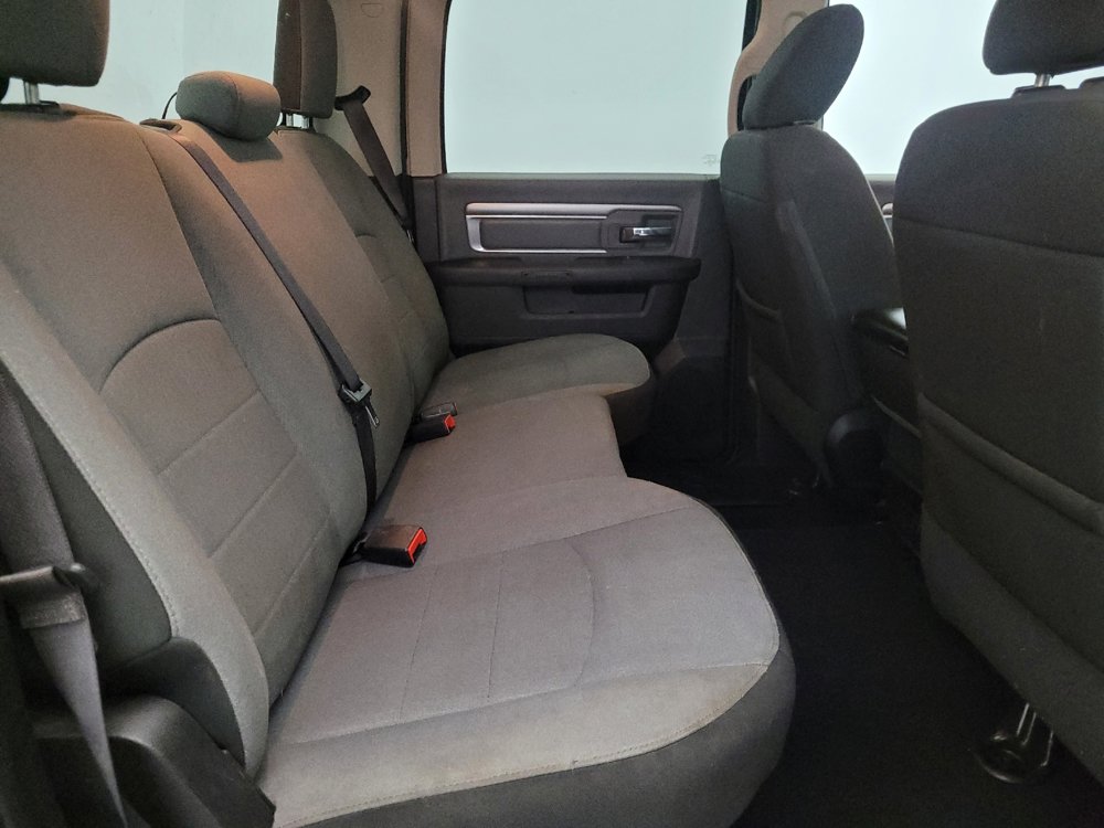 Used 2021 RAM 1500 Classic SLT image 19