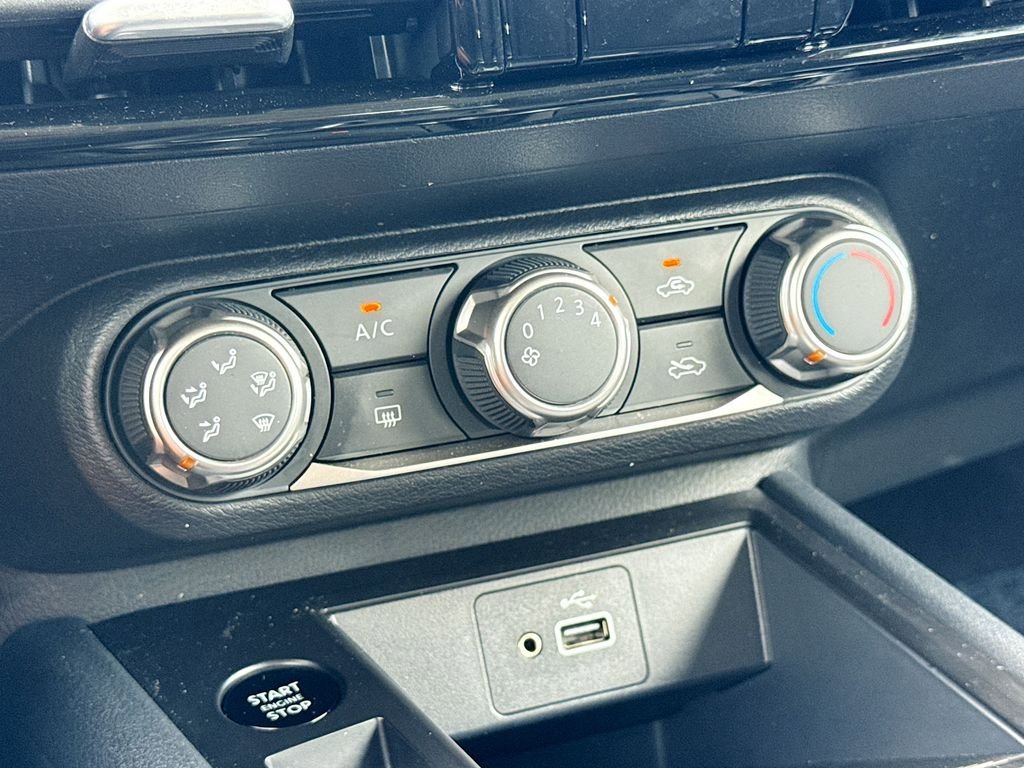 Used 2025 Nissan Kicks S FWD image 28