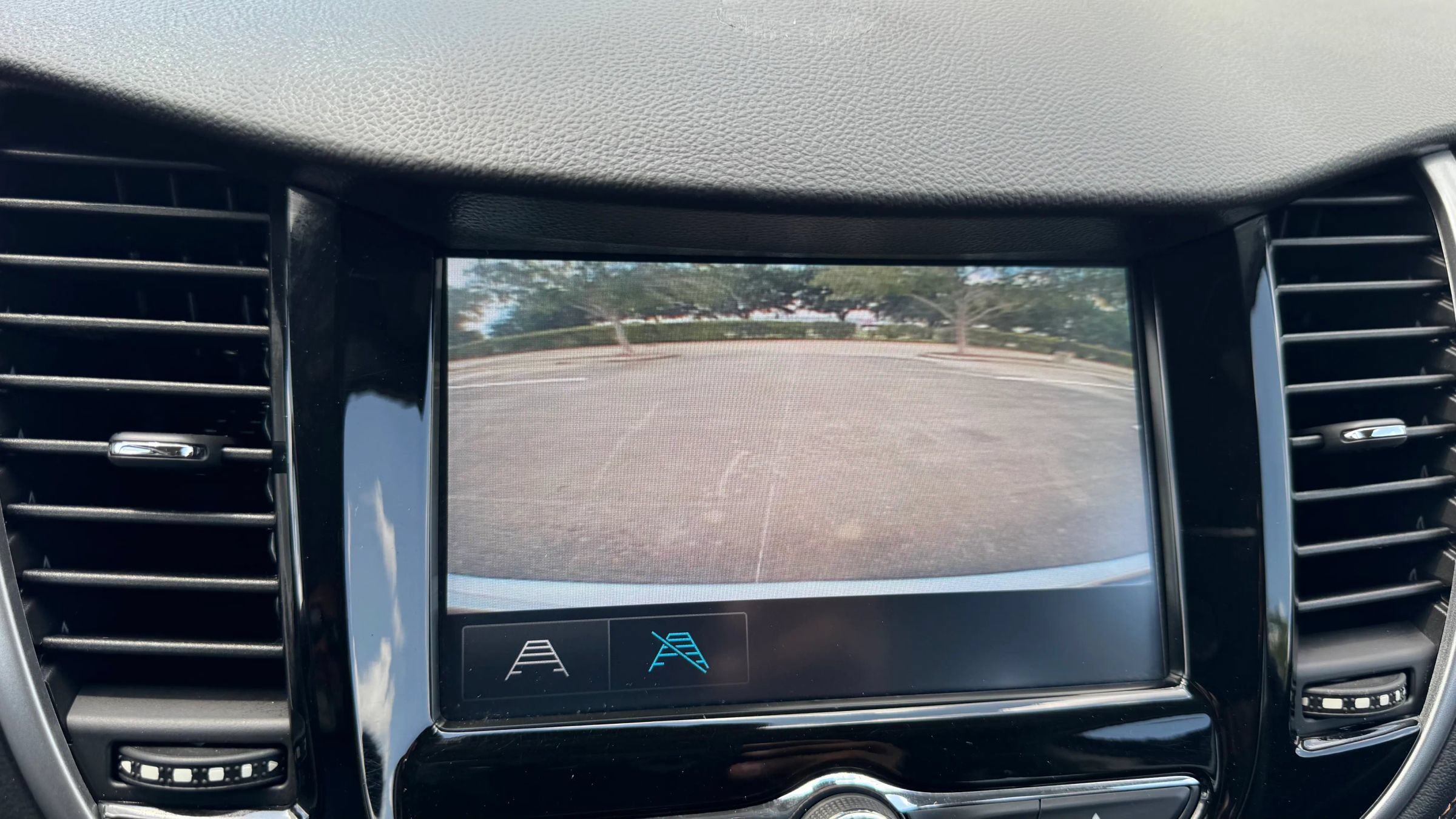 Used 2017 Chevrolet Trax LS FWD image 19