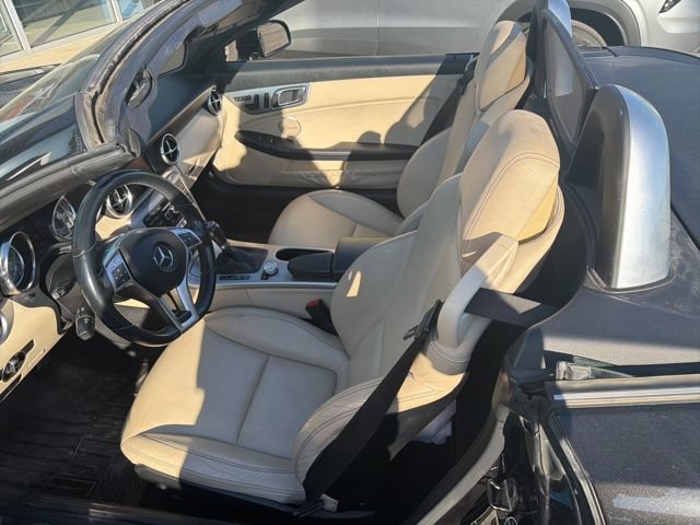Used 2012 Mercedes-Benz SLK 350 image 10