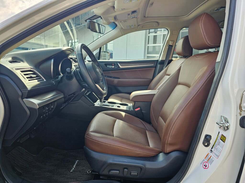 Used 2019 Subaru Outback 2.5i Touring w/ Popular Package #3A AWD/4WD image 23