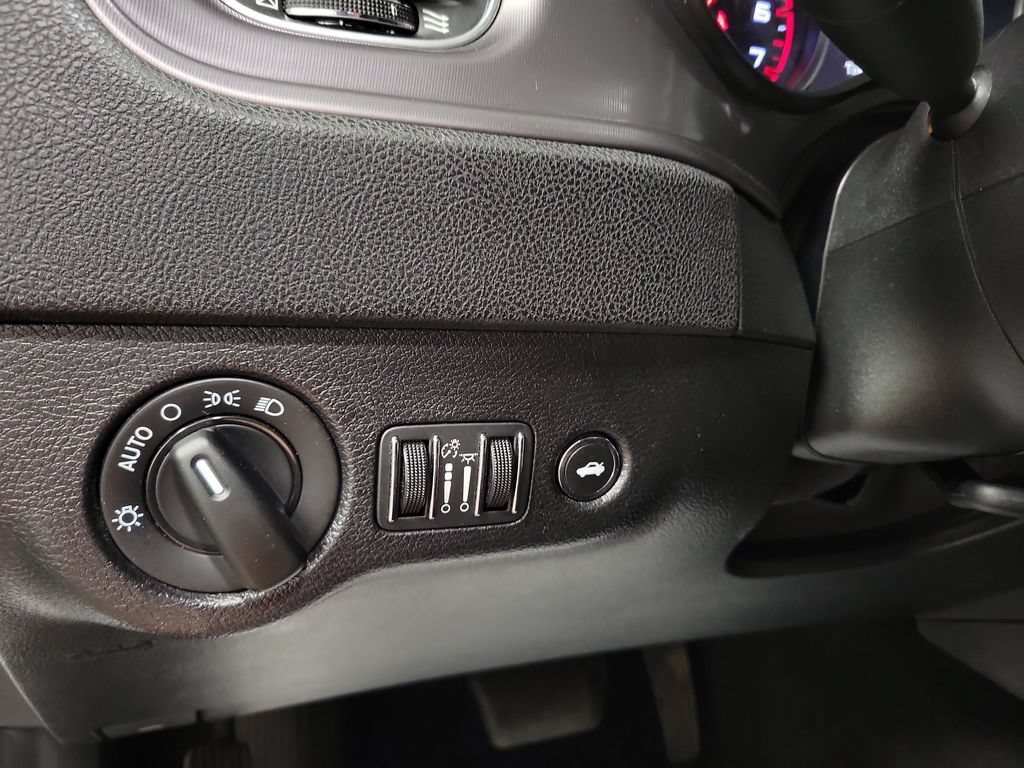 Used 2023 Dodge Charger SXT RWD image 24