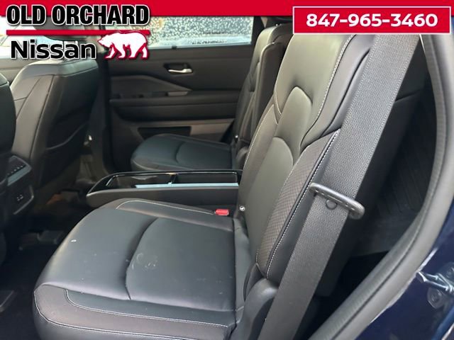 Used 2022 Nissan Pathfinder SL w/ SL Premium Package image 13
