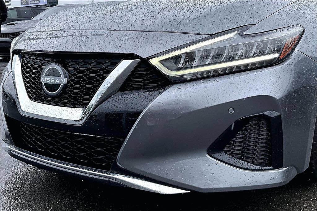 Used 2023 Nissan Maxima SL FWD image 33