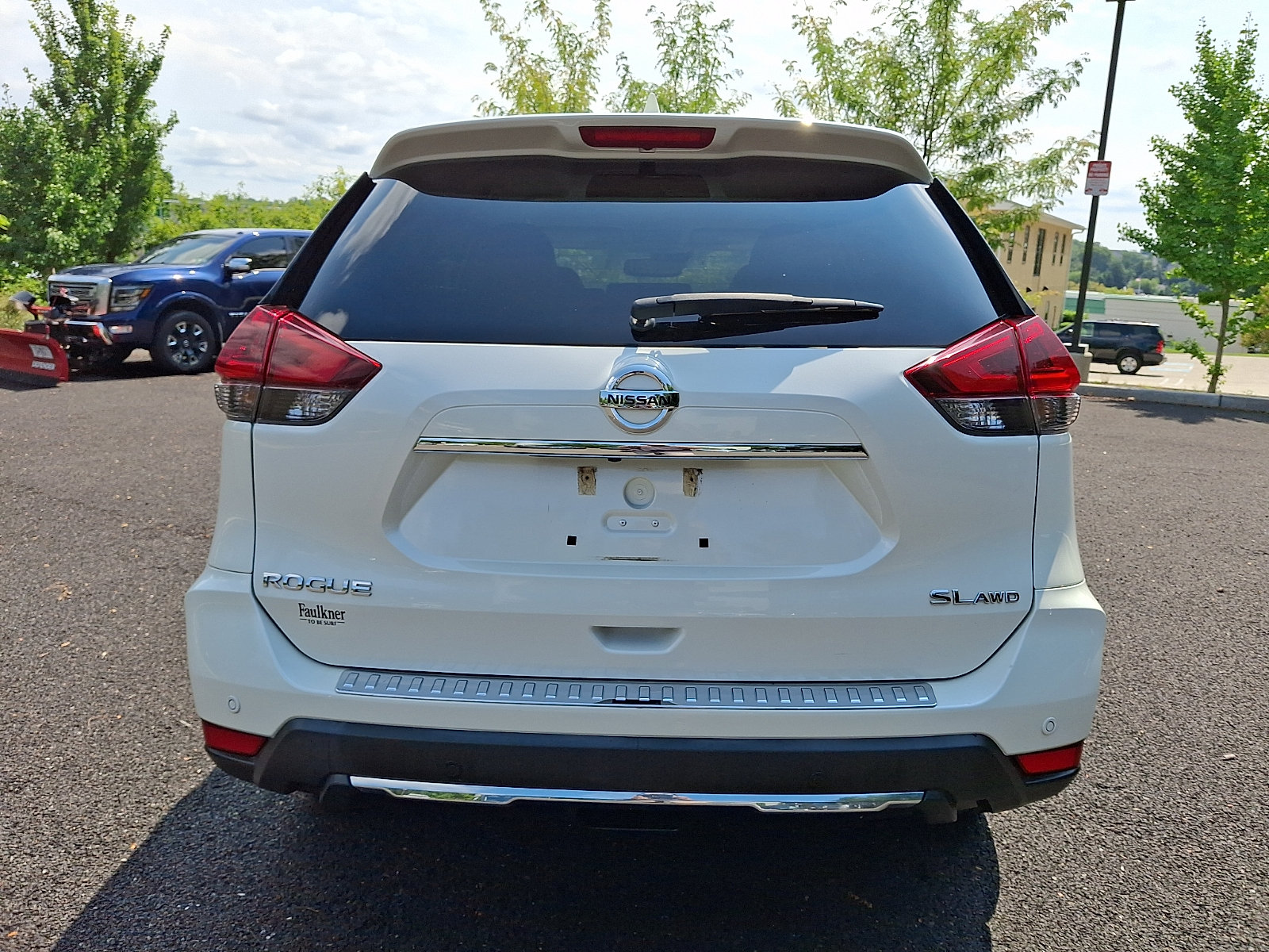 Used 2020 Nissan Rogue SL AWD/4WD image 5