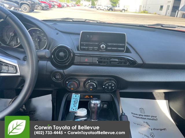 Used 2016 MAZDA MX-5 Miata Sport RWD image 11