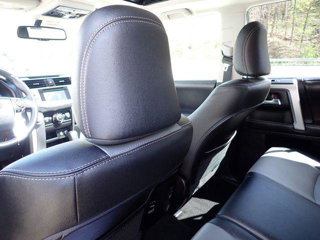 Certified 2019 Toyota 4Runner SR5 Premium AWD/4WD image 18