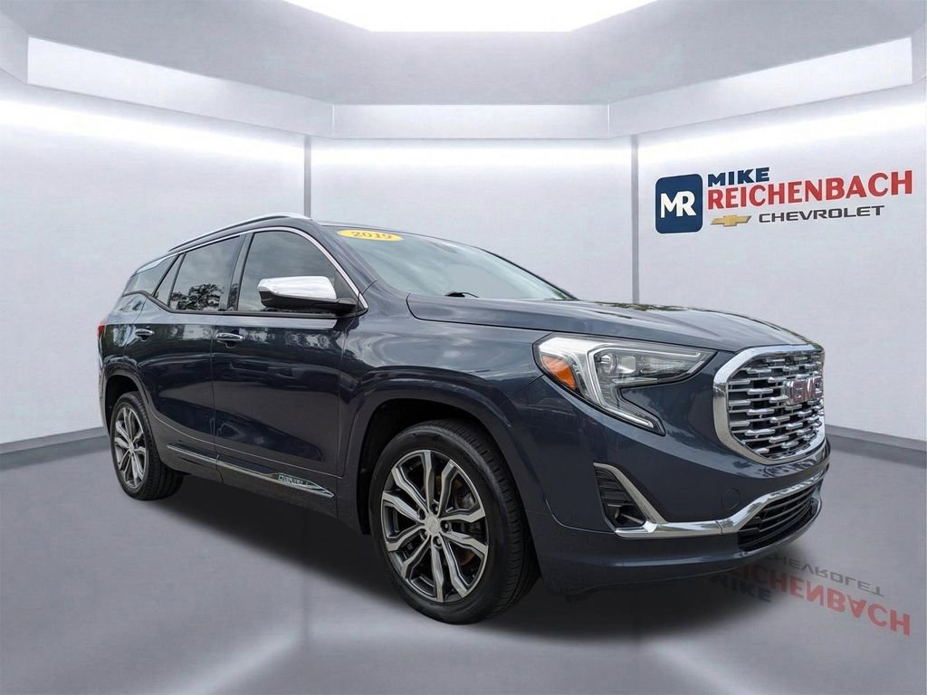 Used 2019 GMC Terrain Denali w/ LPO, 'HIT The Road' Package image 2