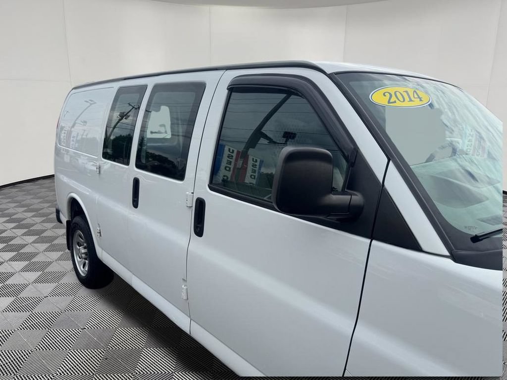 Used 2014 Chevrolet Express 1500 AWD image 9
