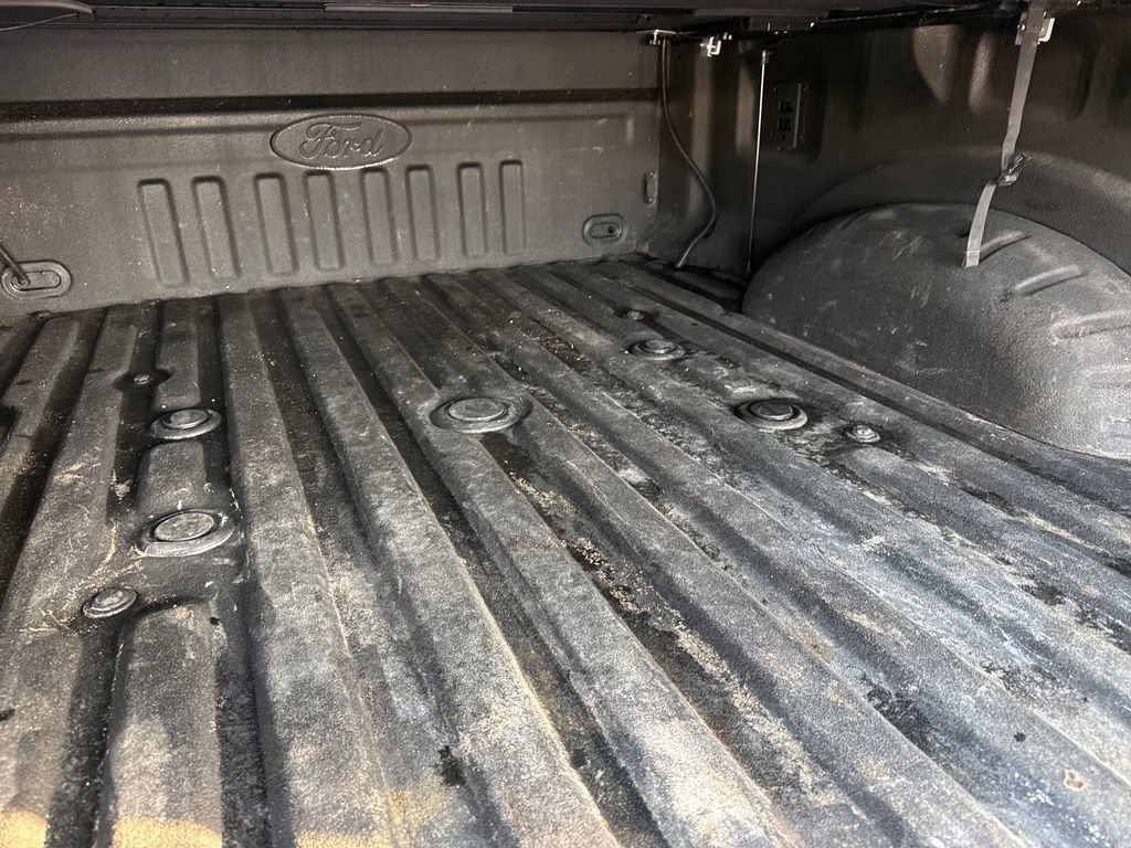 Used 2024 Ford F350 Platinum image 13