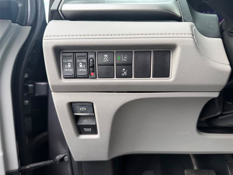 Used 2019 Honda Odyssey EX image 35