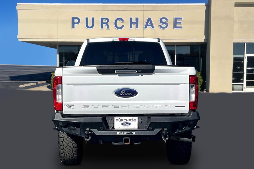 Used 2017 Ford F250 XLT w/ XLT Premium Package AWD/4WD image 5