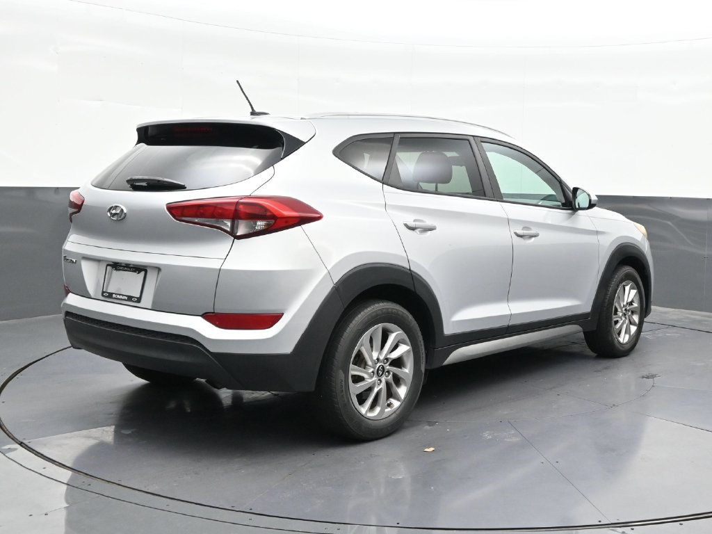 Used 2017 Hyundai Tucson SE w/ SE Popular Package 02 FWD image 5