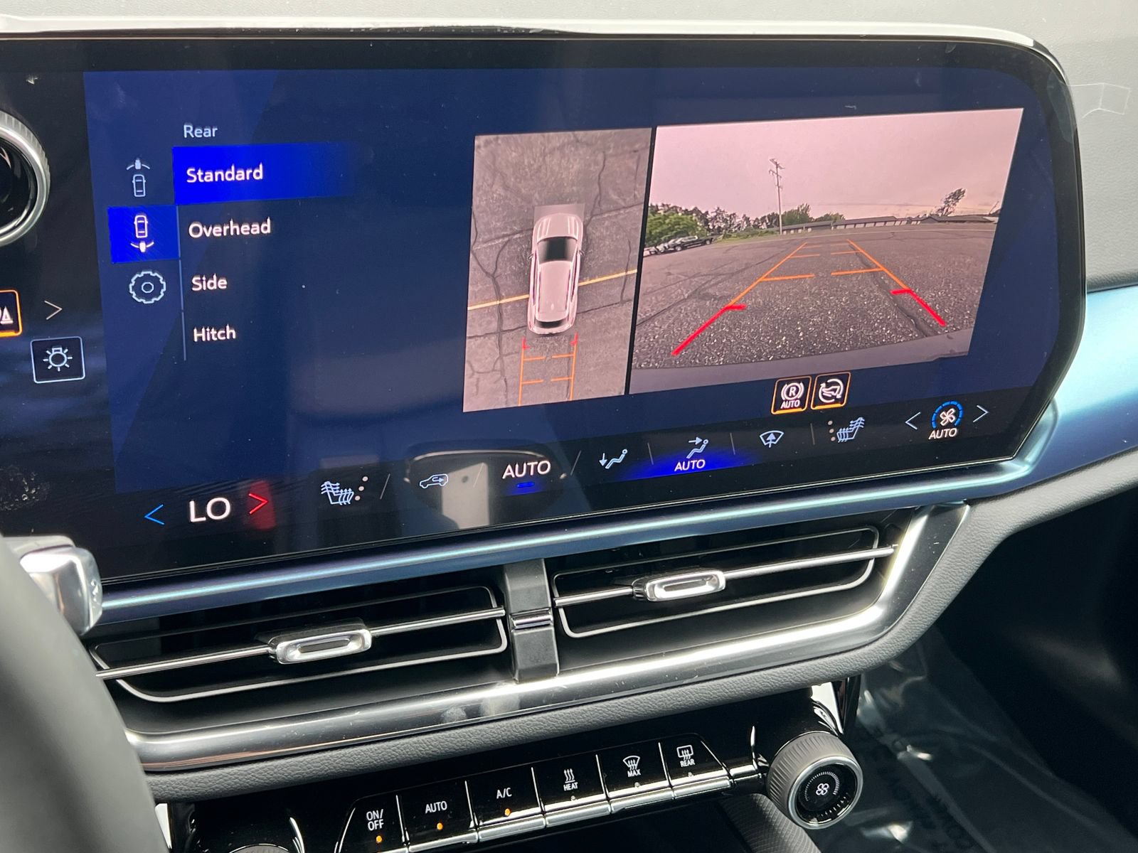 New 2026 Chevrolet Equinox EV LT FWD image 21