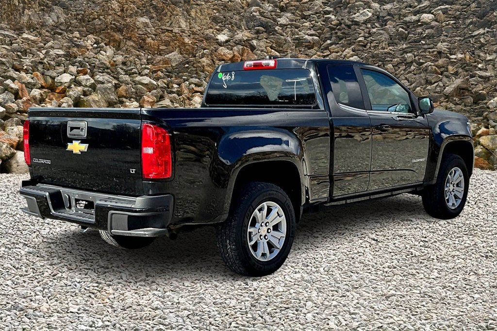 Used 2016 Chevrolet Colorado LT image 2