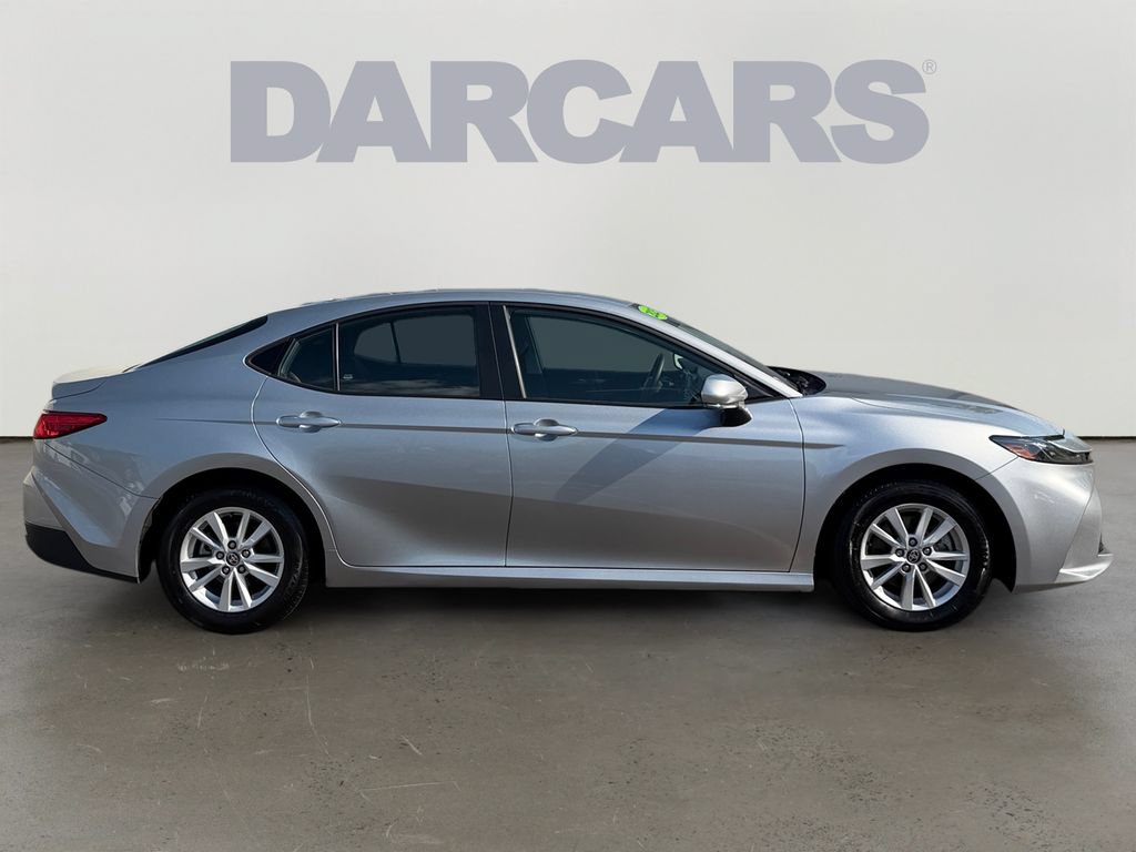 Used 2025 Toyota Camry LE FWD image 8
