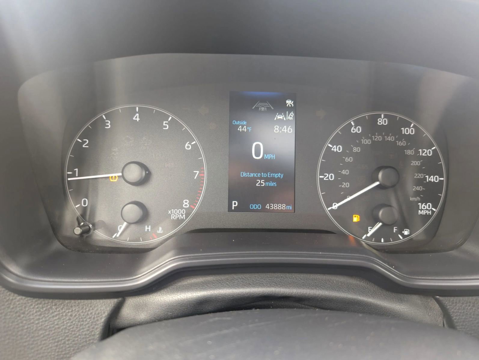 Used 2024 Toyota Corolla SE w/ SE Premium Package image 10