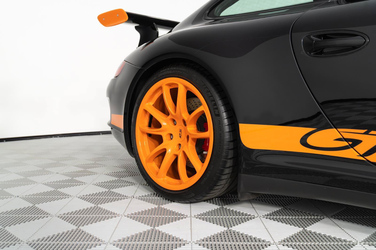 Used 2007 Porsche 911 GT3 RS RWD image 26