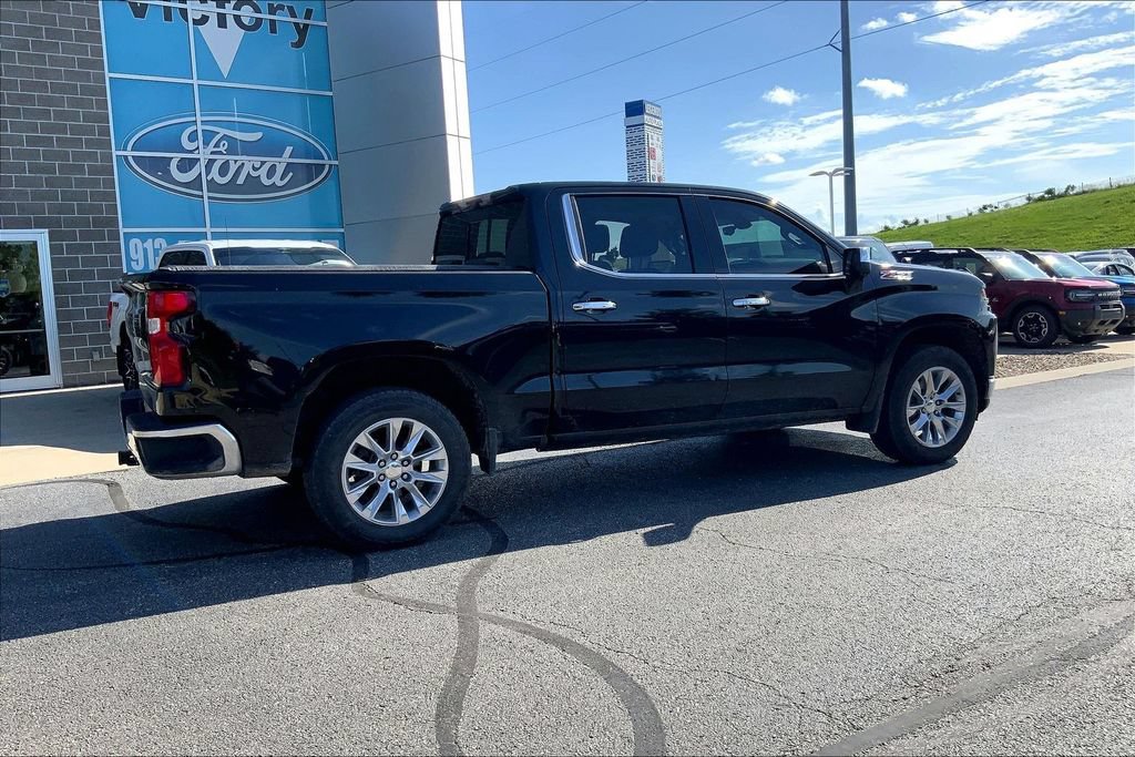 Used 2020 Chevrolet Silverado 1500 LTZ w/ LTZ Premium Package AWD/4WD image 6