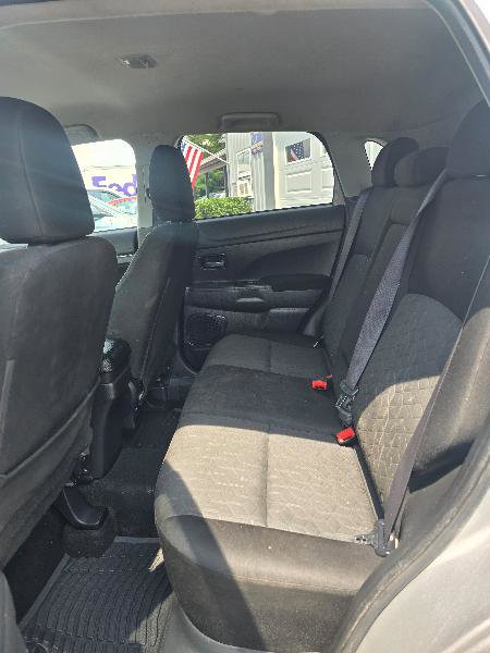 Used 2020 Mitsubishi Outlander Sport ES image 6