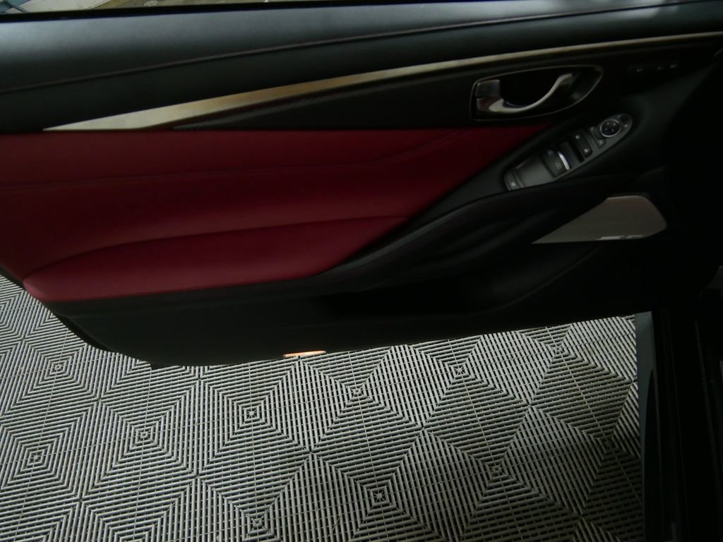 Used 2022 INFINITI Q60 Red Sport 400 image 16