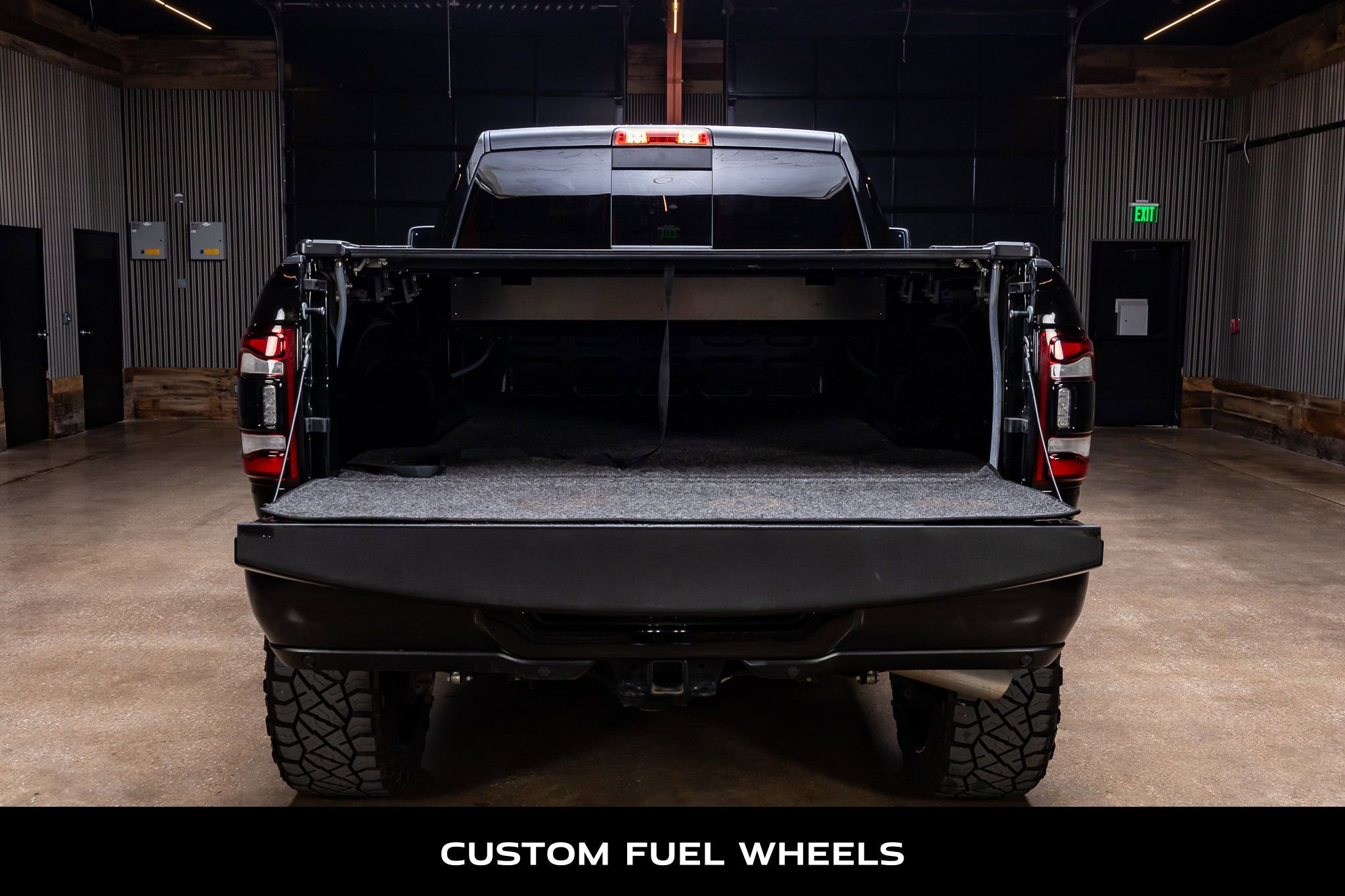 Used 2024 RAM 2500 Laramie w/ Night Edition AWD/4WD image 8