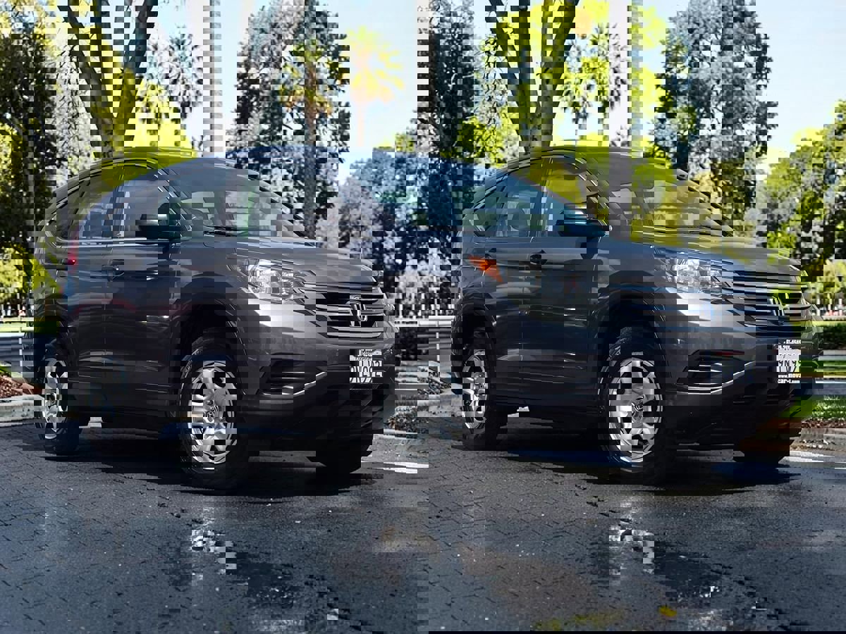 Used 2013 Honda CR-V LX image 2