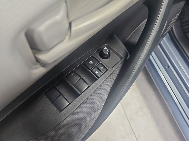 Used 2022 Toyota Corolla LE image 11
