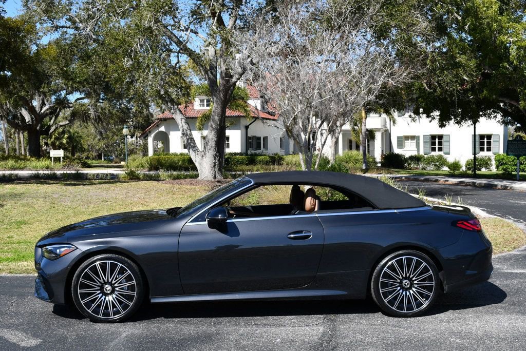 Used 2024 Mercedes-Benz CLE 450 4MATIC Cabriolet image 33