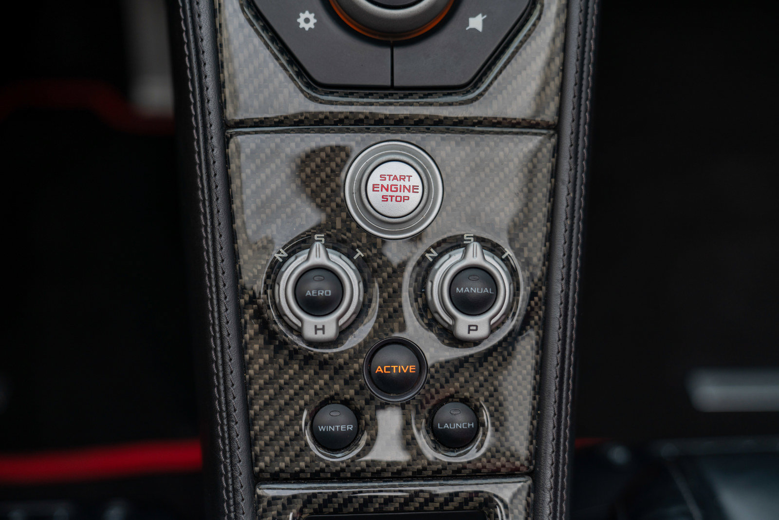 Used 2016 McLaren 650S Spider RWD image 40