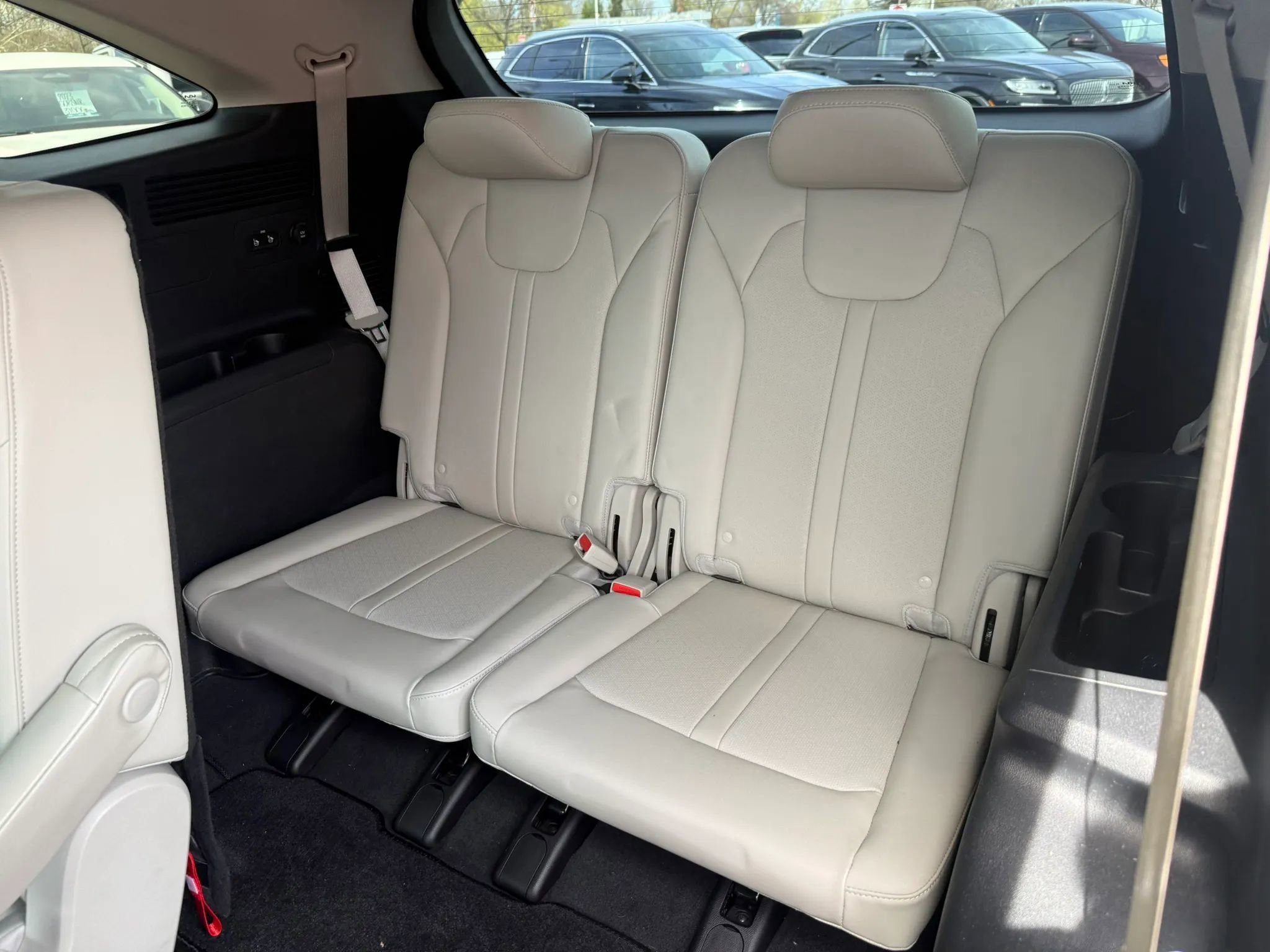 Used 2022 Kia Sorento SX image 24