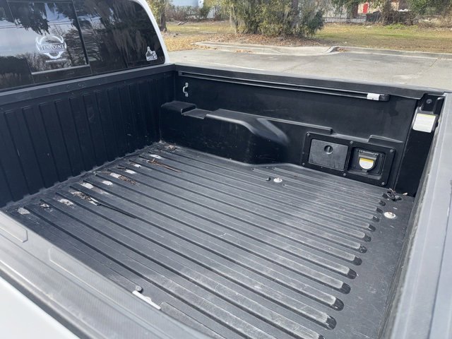 Used 2017 Toyota Tacoma 4x4 Double Cab image 7