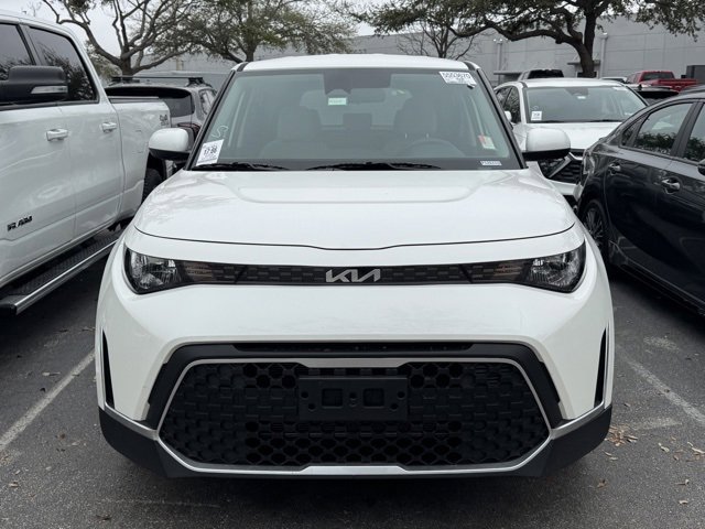 Certified 2025 Kia Soul LX image 10