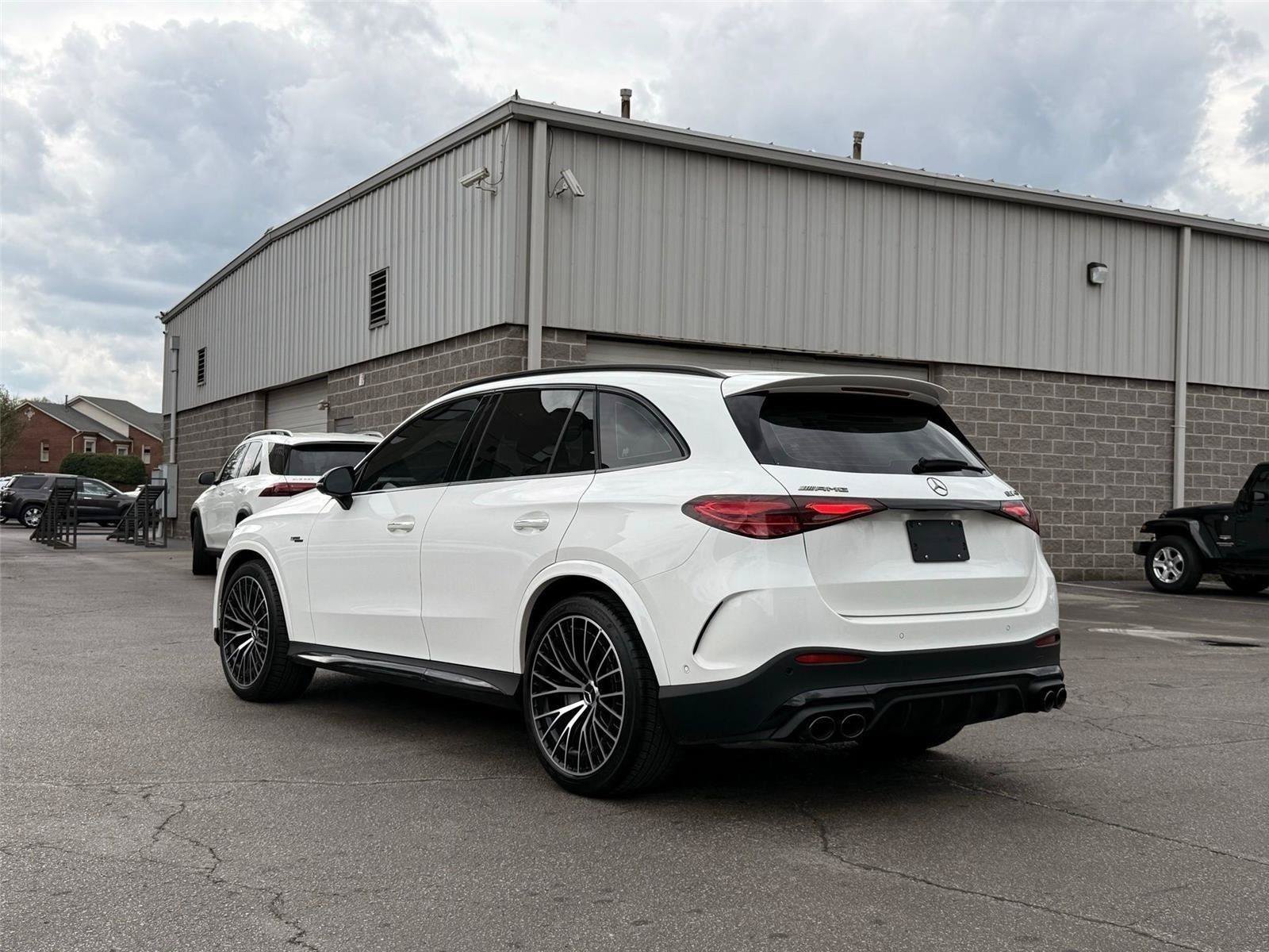 Used 2026 Mercedes-Benz GLC 43 AMG 4MATIC image 3